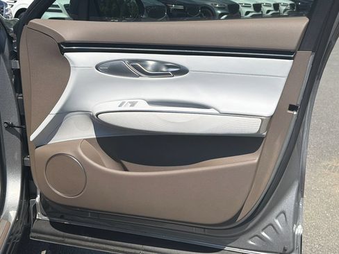New 2026 Genesis GV70 2.5T Advanced AWD/4WD image 14