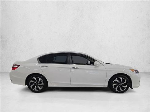 Used 2016 Honda Accord EX-L image 4