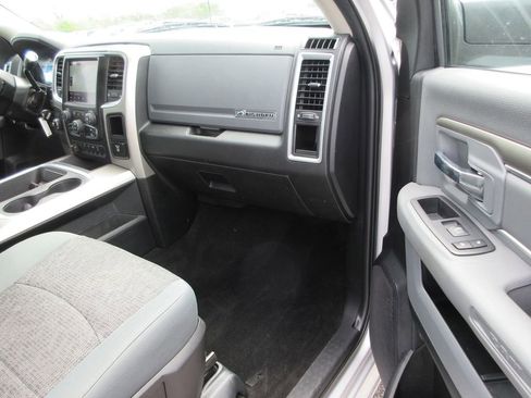 Used 2018 RAM 3500 Big Horn AWD/4WD image 21