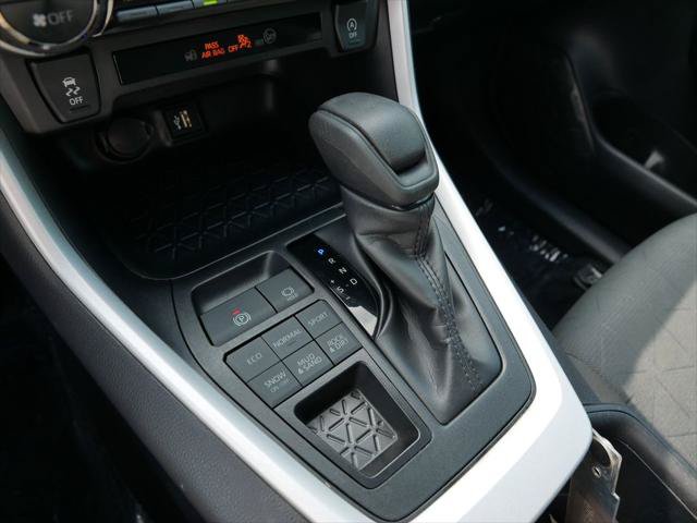 Certified 2025 Toyota RAV4 XLE AWD/4WD image 20