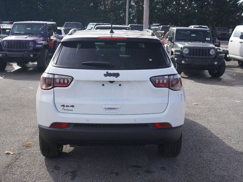 New 2026 Jeep Compass Limited image 9