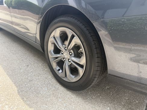 Used 2024 Honda Accord EX image 10