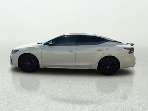 Used 2020 Nissan Maxima SR w/ Sport Mat Group FWD image 4