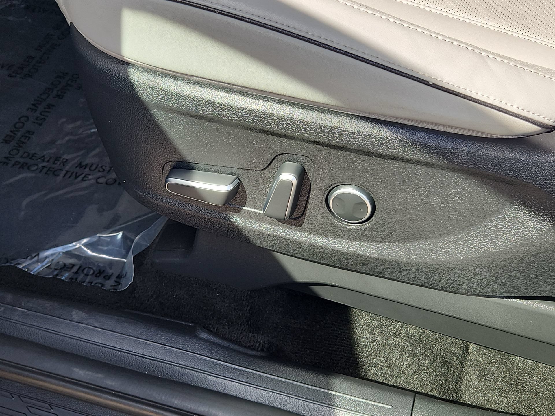 Used 2024 Hyundai Palisade SEL FWD image 14