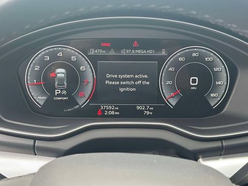 Used 2025 Audi Q5 2.0T Premium AWD/4WD image 33