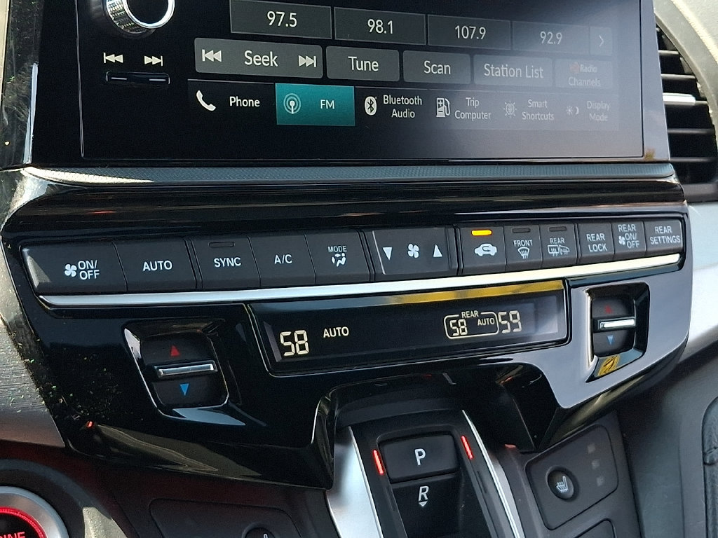 Used 2025 Honda Odyssey Sport-L image 16