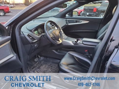 Used 2016 Lincoln MKX Premiere image 10