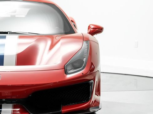 Used 2020 Ferrari 488 Pista Coupe RWD image 47