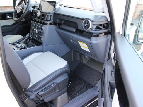 Used 2025 INEOS Grenadier AWD/4WD image 48