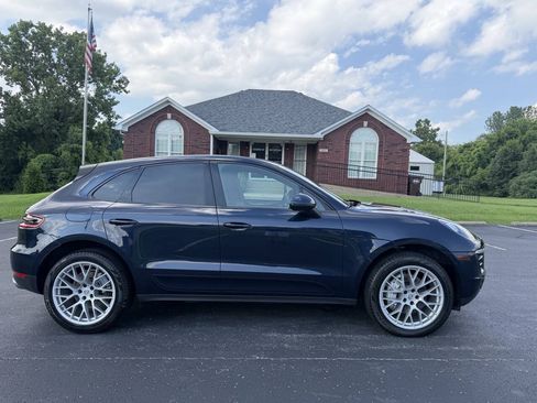 Used 2017 Porsche Macan S AWD/4WD image 43