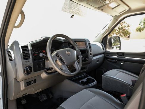Used 2021 Nissan NV 2500 S RWD image 2