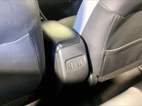 Used 2024 Nissan Kicks SR w/ SR Premium Package FWD image 29