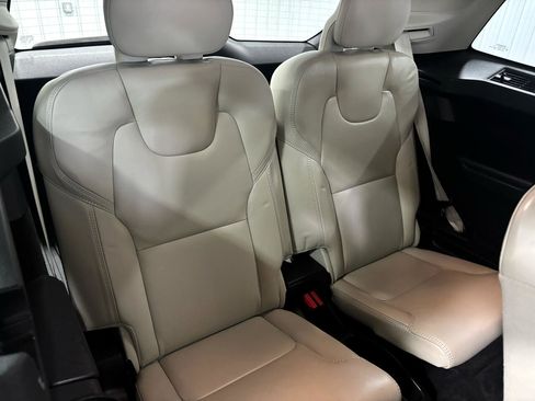 Used 2021 Volvo XC90 T6 Inscription w/ Climate Package image 32