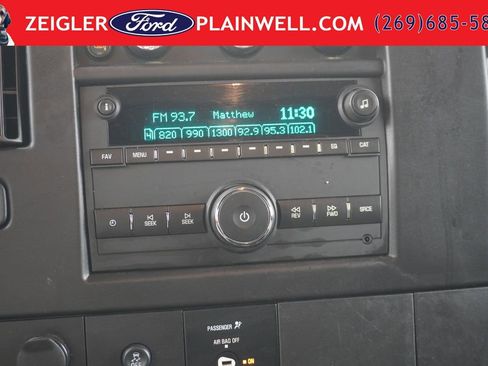 Used 2024 Chevrolet Express 2500 w/ Driver Convenience Package RWD image 15