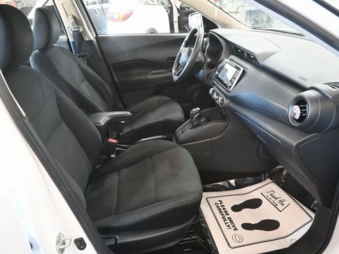 Used 2024 Nissan Kicks S image 9