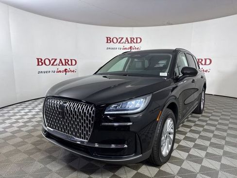 New 2026 Lincoln Corsair Premiere image 3