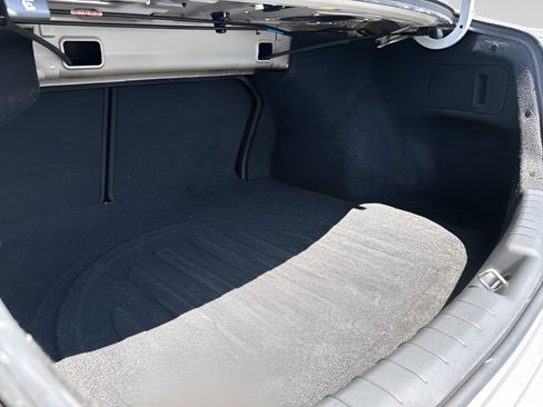 Used 2019 Hyundai Elantra SE w/ Winter Weather Package FWD image 10