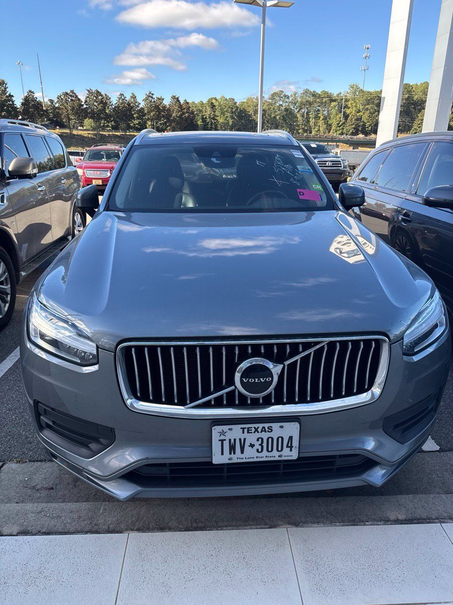 Used 2020 Volvo XC90 T6 Momentum w/ Protection Package Premier AWD/4WD image 3