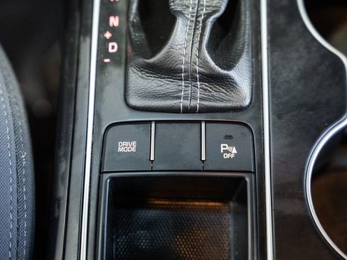 Used 2016 Kia Sorento LX w/ LX Convenience Package image 29