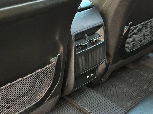 Used 2025 Jeep Wagoneer S Limited image 14