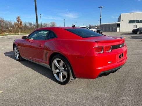 Used 2010 Chevrolet Camaro SS image 3