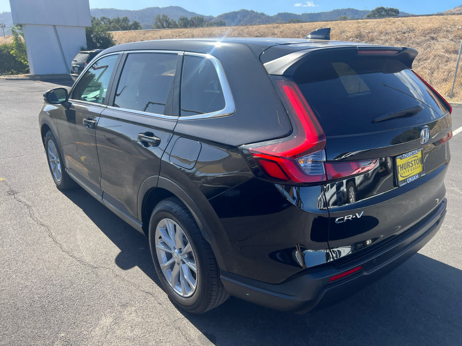 Used 2025 Honda CR-V EX-L image 8