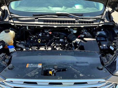 Certified 2021 Ford Edge SE FWD image 32