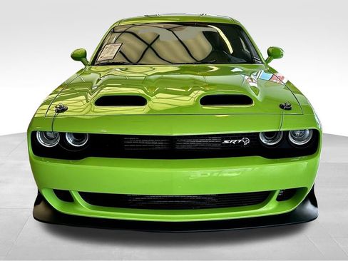 Used 2019 Dodge Challenger SRT Hellcat Redeye image 2