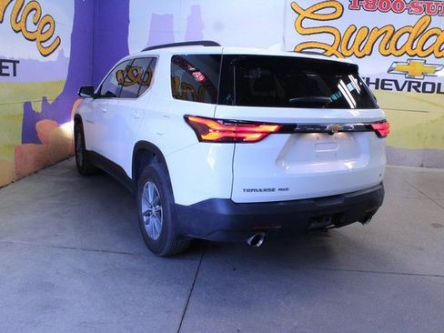 Used 2022 Chevrolet Traverse LT image 5