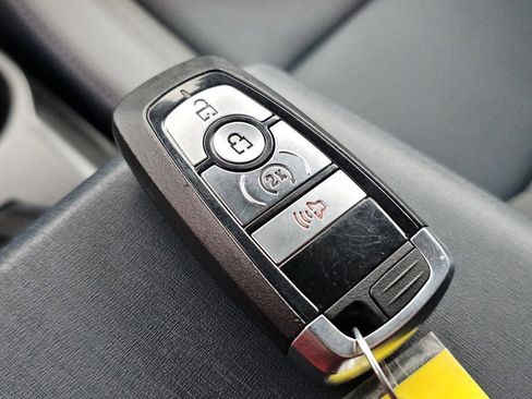 Used 2021 Ford Bronco Outer Banks image 33