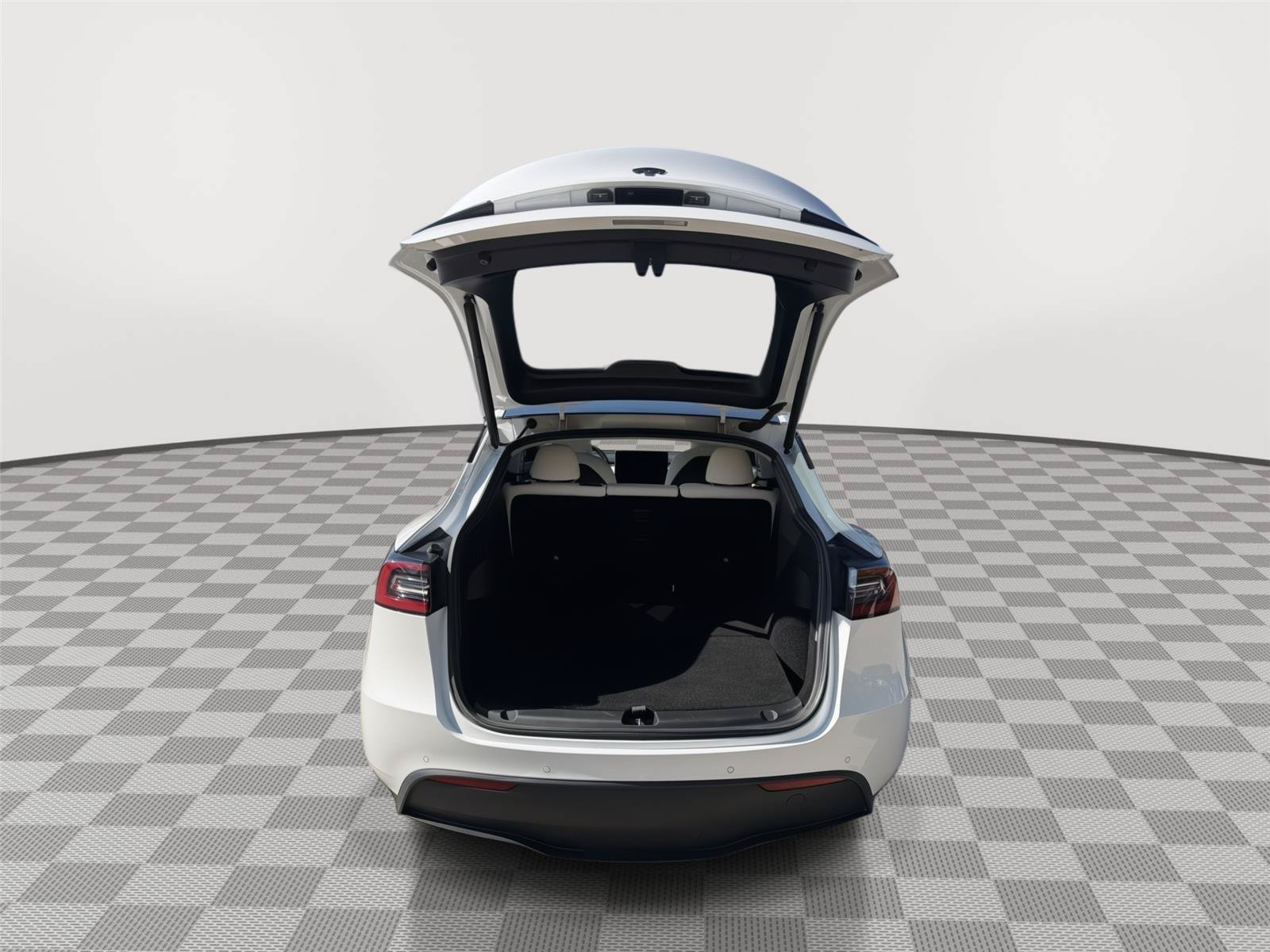 Used 2021 Tesla Model Y Long Range AWD/4WD image 9