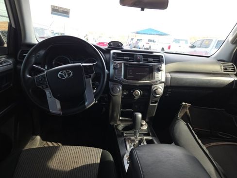 Used 2019 Toyota 4Runner SR5 image 10