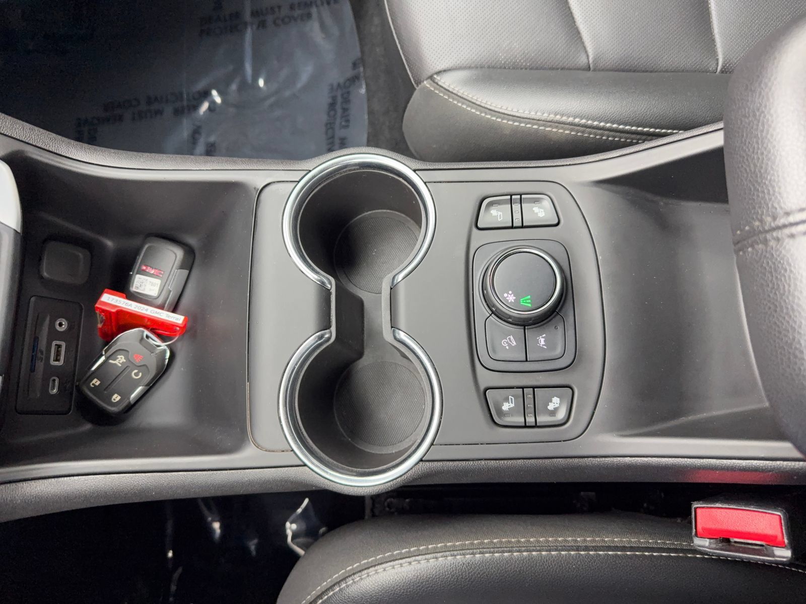 Used 2024 GMC Terrain SLT FWD image 19
