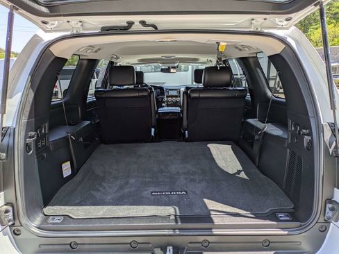 Used 2019 Toyota Sequoia TRD Sport w/ TRD Sport Premium Package AWD/4WD image 6