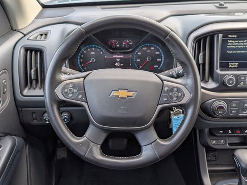 Used 2022 Chevrolet Colorado Z71 AWD/4WD image 15
