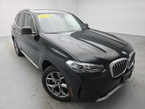 Used 2024 BMW X3 xDrive30i w/ Premium Package image 3