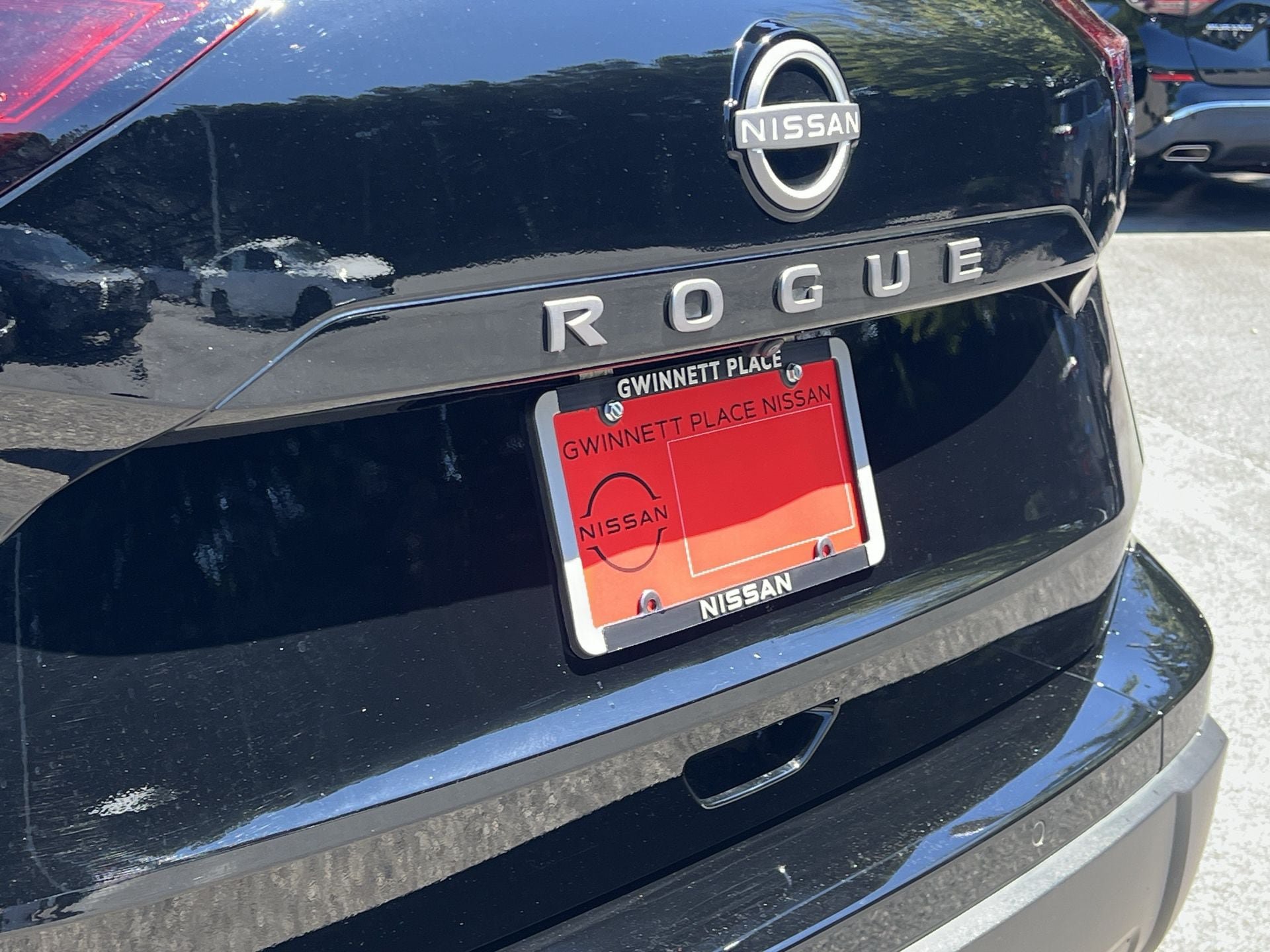 Used 2026 Nissan Rogue S FWD image 30