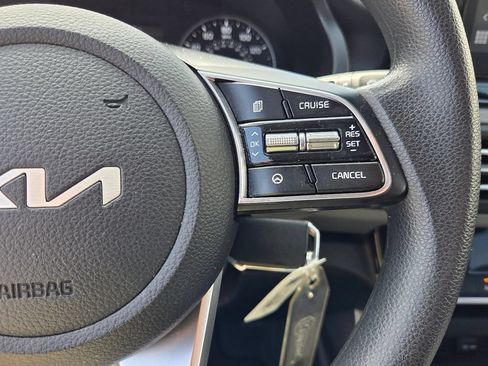 Used 2023 Kia Seltos LX AWD/4WD image 22