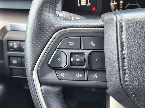 Used 2025 Toyota 4Runner SR5 RWD image 27
