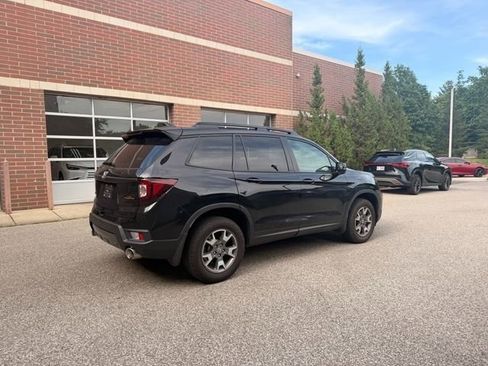 Used 2023 Honda Passport TrailSport image 6