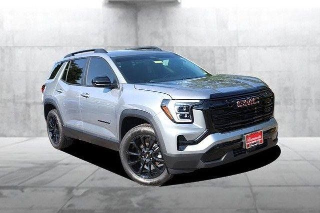 Used 2026 GMC Terrain Elevation w/ Elevation Premium Package FWD image 2
