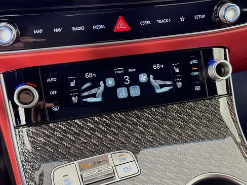 New 2026 Genesis GV70 3.5T Sport Prestige image 18