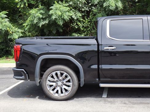 Used 2023 GMC Sierra 1500 Denali w/ Denali Reserve Package AWD/4WD image 11