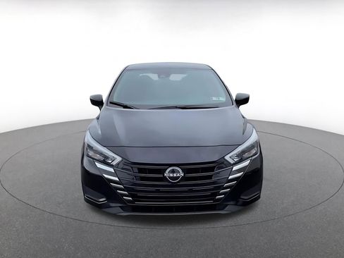 Used 2025 Nissan Versa SV image 5