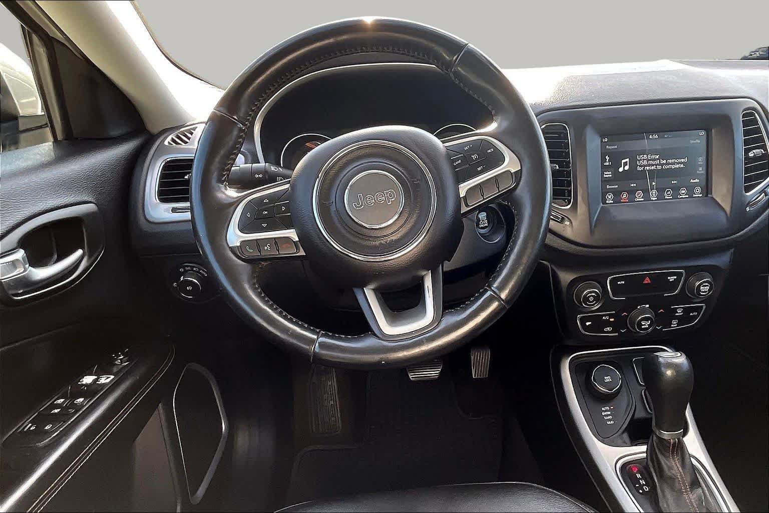 Used 2018 Jeep Compass Latitude w/ Popular Equipment Group AWD/4WD image 6