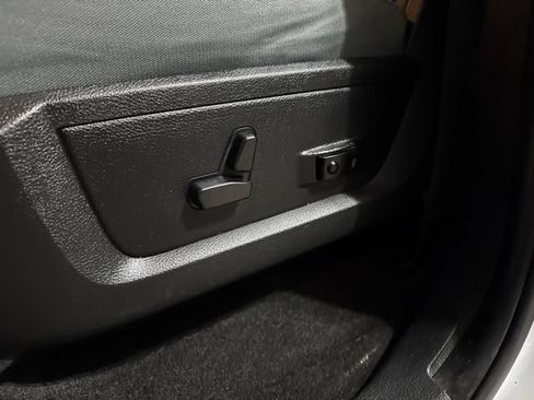 Used 2018 RAM 1500 Big Horn AWD/4WD image 6