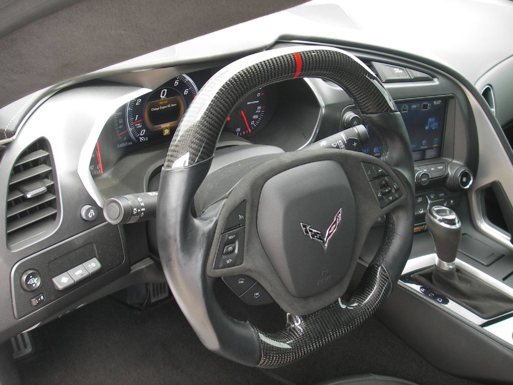 Used 2016 Chevrolet Corvette Z06 w/ 3LZ Preferred Equipment Group RWD image 29