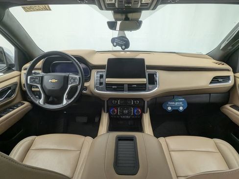 Used 2023 Chevrolet Tahoe Premier w/ Premium Package 2 AWD/4WD image 9