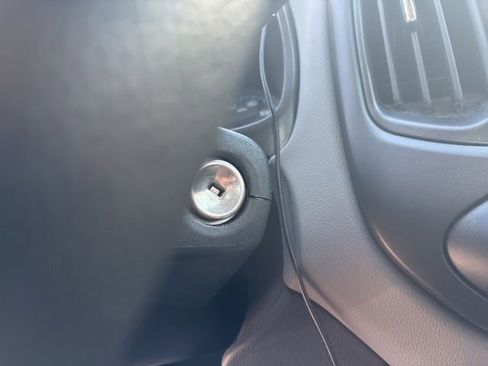 Used 2021 Chevrolet Colorado W/T w/ Custom Special Edition image 18