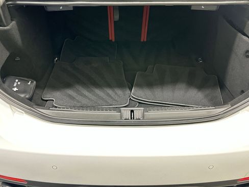 Used 2022 Alfa Romeo Giulia Veloce image 36